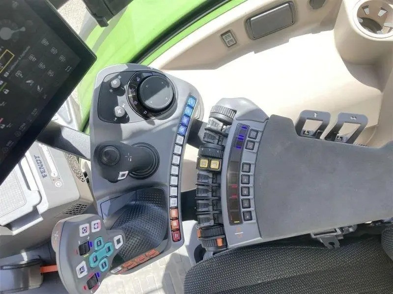 Fendt 728 VARIO GEN7 PROFI+ – Traktor 2023 - Image 11
