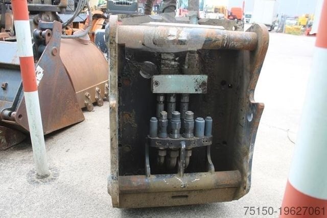 OSA HB 3000 – Hydraulikhammer mit Schnellwechsler OilQuick OQ 80 2020 - Image 3
